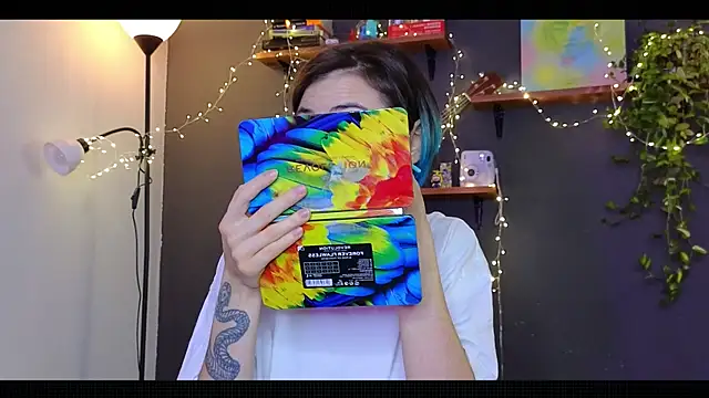 alicekiit online show from 20, 12, 2024