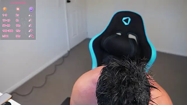 Snapshot of _DownUnderFit_ chatting on 12, 1, 2025 DownUnderFit online show from 12, 1, 2025