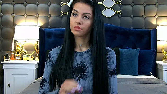 LeyaCass online show from 27, 2, 2025