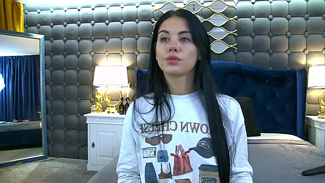 LeyaCass online show from 22, 10, 2025