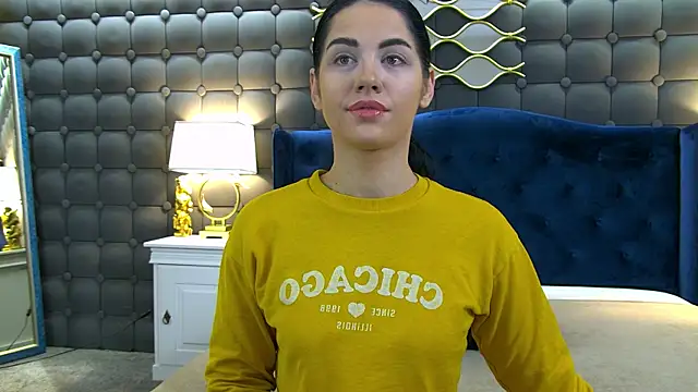 LeyaCass online show from 30, 11, 2025