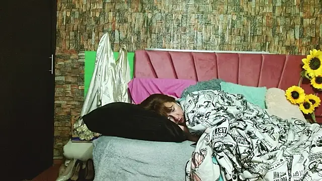 Isabelle Lov18 online show from 17, 5, 2026