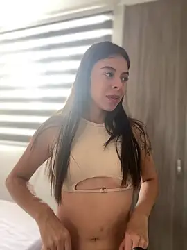 AmmyCollinsW online show from 28, 1, 2025