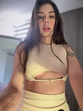 AmmyCollinsW online show from 19, 2, 2025