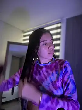 AmmyCollinsW online show from 28, 2, 2025