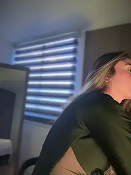 AmmyCollinsW online show from 9, 3, 2025