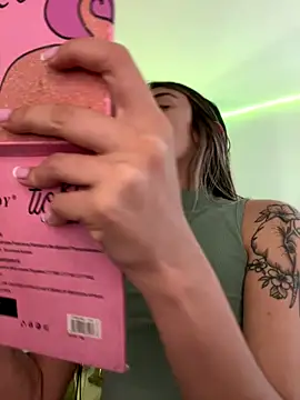 AmmyCollinsW online show from 12, 9, 2025