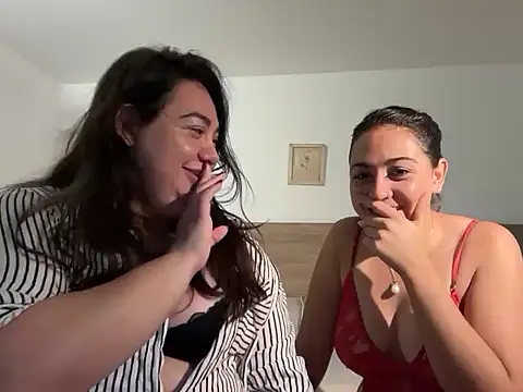 Snapshot of pili_placer chatting on 24, 11, 2025 pili placer online show from 24, 11, 2025