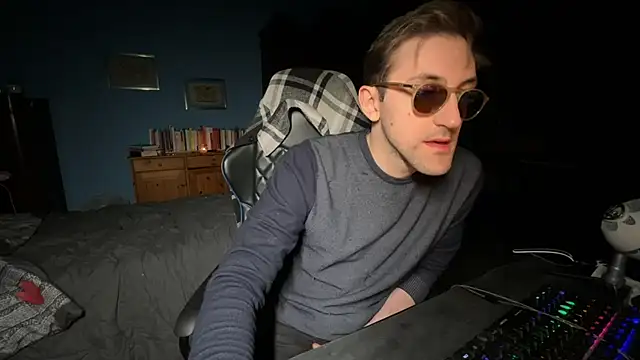 Snapshot of Stefisexy91 chatting on 7, 10, 2025 Stefisexy91 online show from 7, 10, 2025