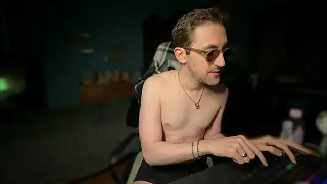 Snapshot of Stefisexy91 chatting on 11, 10, 2025 Stefisexy91 online show from 11, 10, 2025