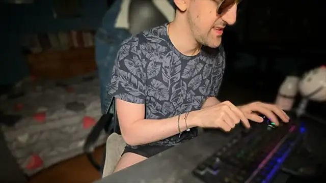 Snapshot of Stefisexy91 chatting on 24, 10, 2025 Stefisexy91 online show from 24, 10, 2025