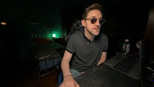 Snapshot of Stefisexy91 chatting on 17, 12, 2025 Stefisexy91 online show from 17, 12, 2025