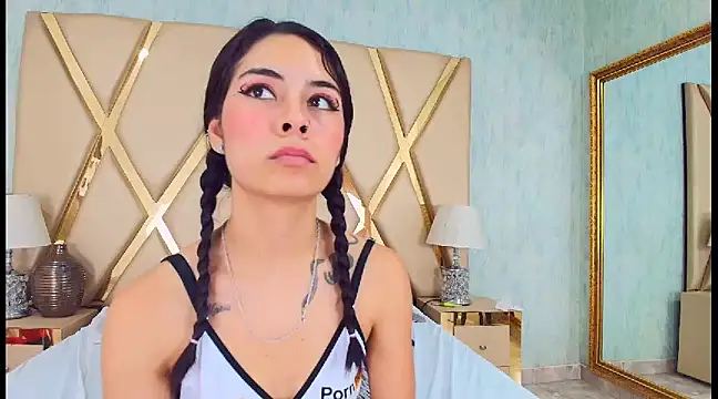 NicoleEsposito online show from 14, 1, 2025