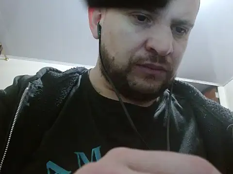 Snapshot of camiloking1720 chatting on 16, 2, 2026 camiloking1720 online show from 16, 2, 2026