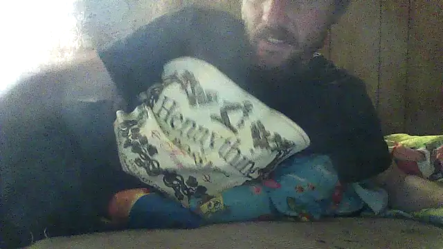 luke thighwalker2469 online show from 5, 11, 2025