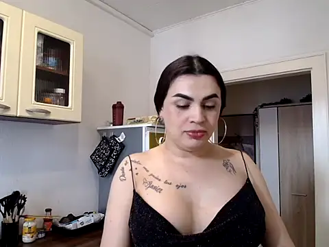 Dulce hot 23  online show from 10, 5, 2026