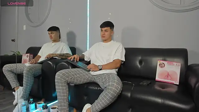 Cristopher strong online show from 15, 1, 2025