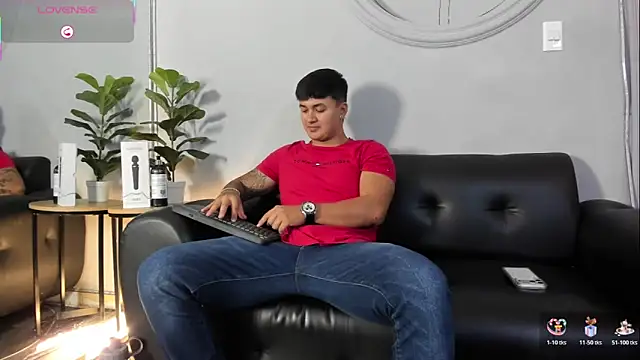 Cristopher strong online show from 3, 6, 2026