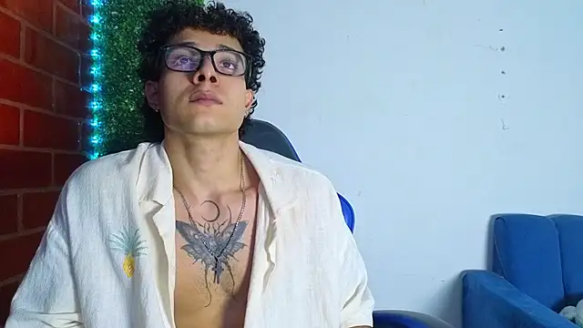 Demitryo online show from 9, 4, 2026