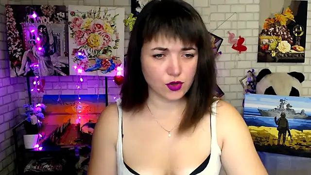 Darina M  online show from 11, 11, 2025