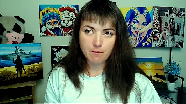 Snapshot of Darina_M_ chatting on 5, 7, 2026 Darina M online show from 5, 7, 2026