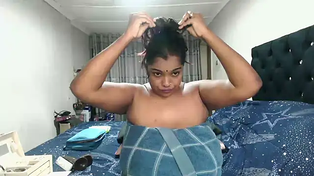Snapshot of Indianmayaxoxo chatting on 16, 12, 2025 Indianmayaxoxo online show from 16, 12, 2025