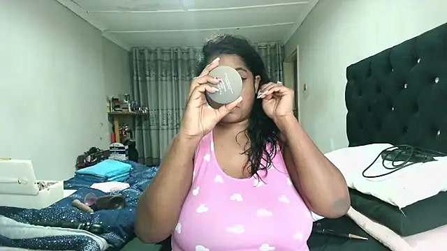 Snapshot of Indianmayaxoxo chatting on 8, 1, 2026 Indianmayaxoxo online show from 8, 1, 2026