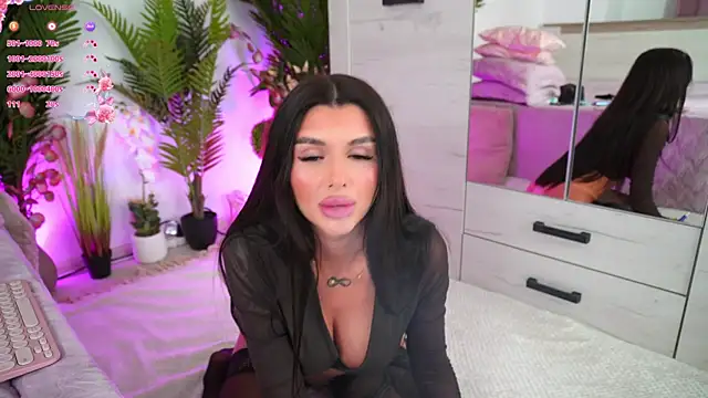 Snapshot of EmilyHudsson_1 chatting on 12, 3, 2025 EmilyHudsson 1 online show from 12, 3, 2025