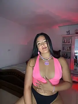 Snapshot of cristina1800 chatting on 23, 9, 2025 cristina1800 online show from 23, 9, 2025