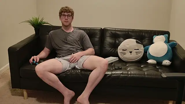 Snapshot of BlueEyedTallGuy94 chatting on 13, 9, 2025 BlueEyedTallGuy94 online show from 13, 9, 2025