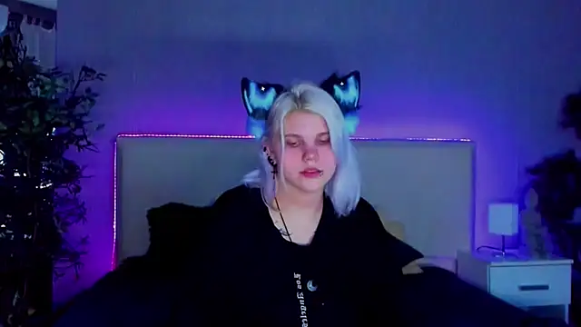 JoannLowe online show from 19, 1, 2025