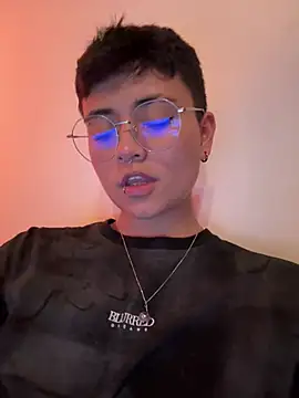 Ashley Chriss online show from 30, 12, 2024