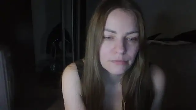 AnnaDiamond1 online show from 9, 4, 2026