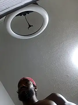 Siriss boyrag online show from 8, 4, 2026