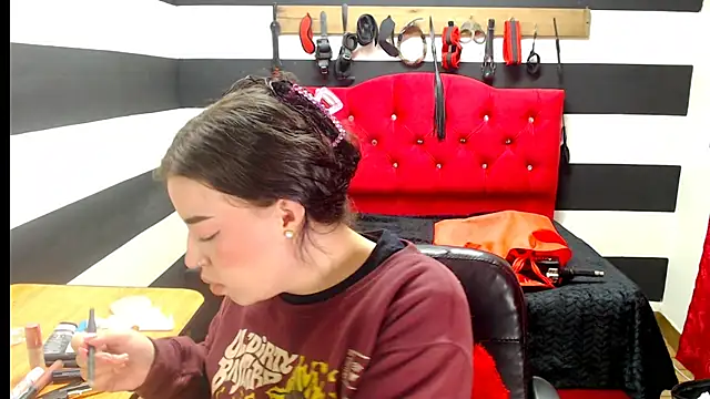 Marian Ran online show from 6, 1, 2025