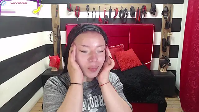 Marian Ran online show from 17, 9, 2025