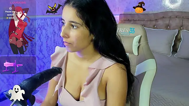 VICTORIA HOUSTON online show from 1, 11, 2025