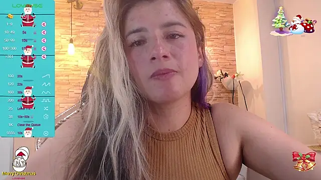 Snapshot of Valerie_b chatting on 5, 1, 2025 Valerie b online show from 5, 1, 2025