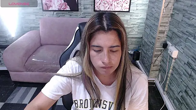 Snapshot of Valerie_b chatting on 7, 2, 2025 Valerie b online show from 7, 2, 2025