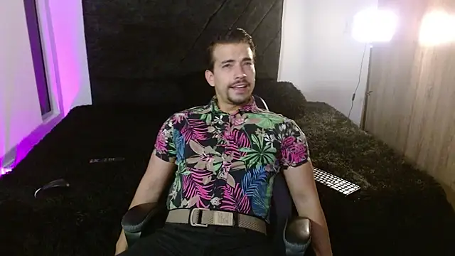 Snapshot of Ian_Daviz chatting on 10, 7, 2026 Ian Daviz online show from 10, 7, 2026