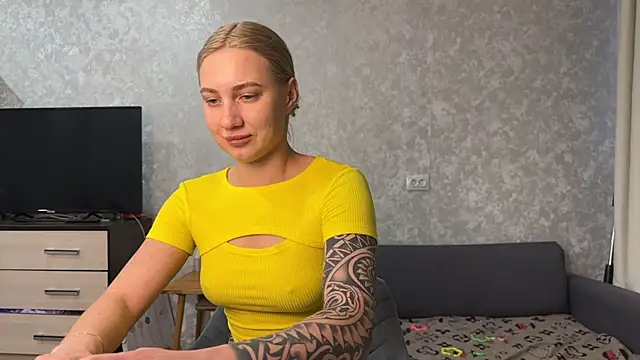 AnneBall online show from 4, 3, 2025