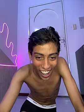 Snapshot of Mauuu18 chatting on 14, 12, 2024 Mauuu18 online show from 14, 12, 2024