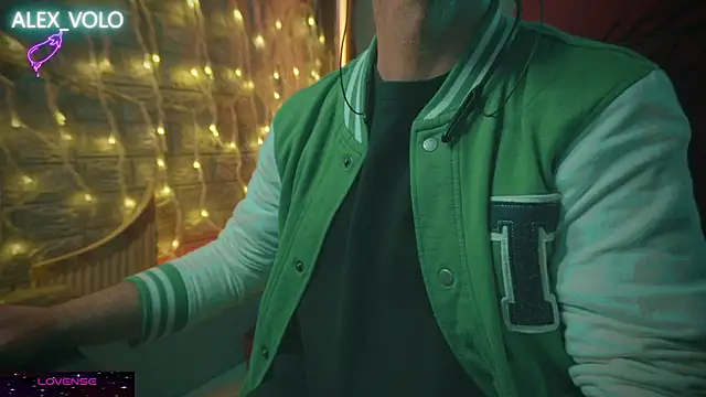 alex-volo online show from 27, 12, 2024