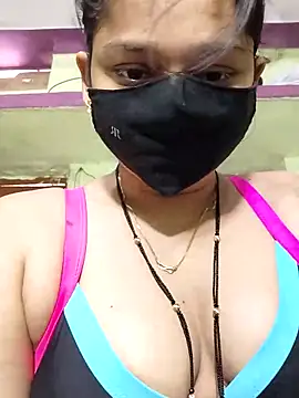 Snapshot of Kashish_18 chatting on 11, 6, 2026 Kashish 18 online show from 11, 6, 2026
