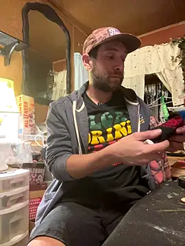 SmokingSloth online show from 20, 12, 2025