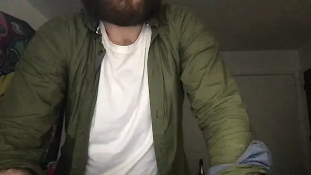 Snapshot of SpunCandy chatting on 7, 5, 2026 SpunCandy online show from 7, 5, 2026