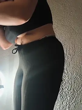 Snapshot of Anyonymuss chatting on 5, 12, 2025 Anyonymuss online show from 5, 12, 2025