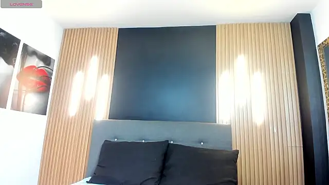 EvaaLovia1 online show from 12, 3, 2026