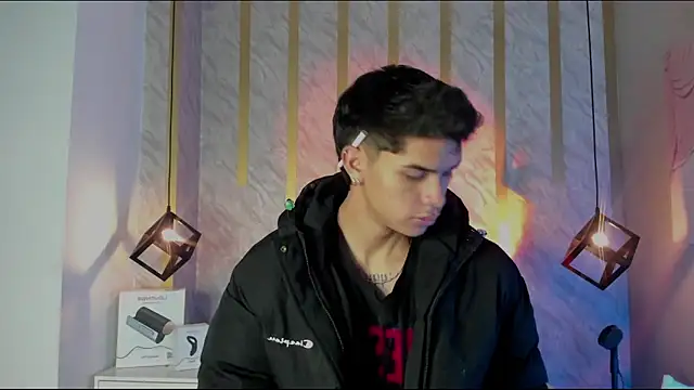 AndyPalmer  online show from 1, 3, 2025