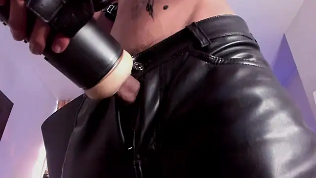 Snapshot of AndyPalmer_ chatting on 7, 3, 2025 AndyPalmer online show from 7, 3, 2025